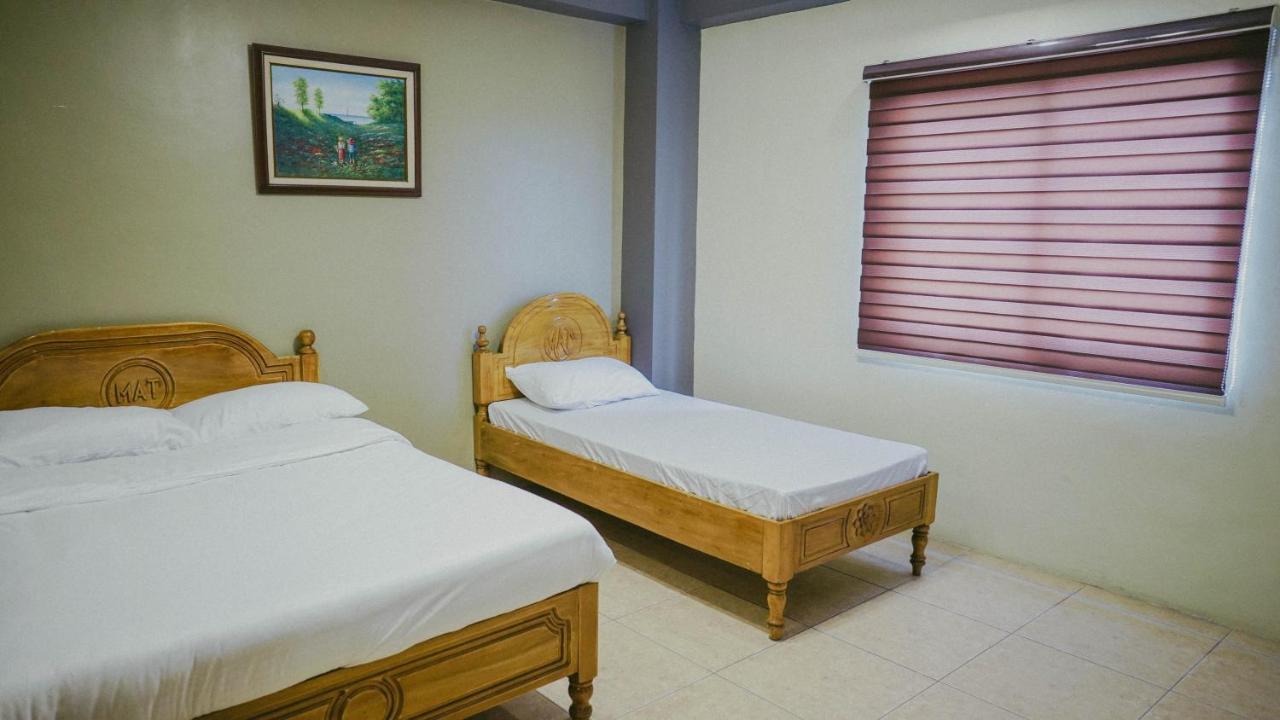 2428 Suites Urdaneta Εξωτερικό φωτογραφία